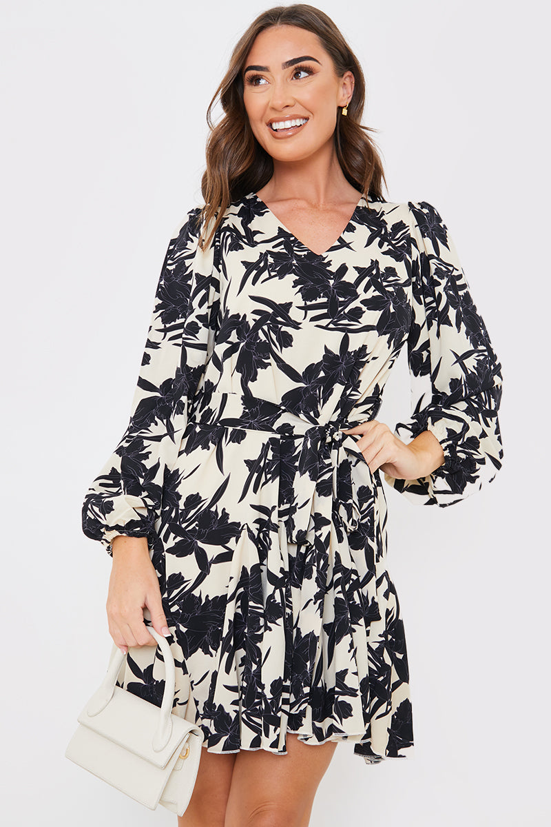V Neck Balloon Sleeve Godet Mini Dress