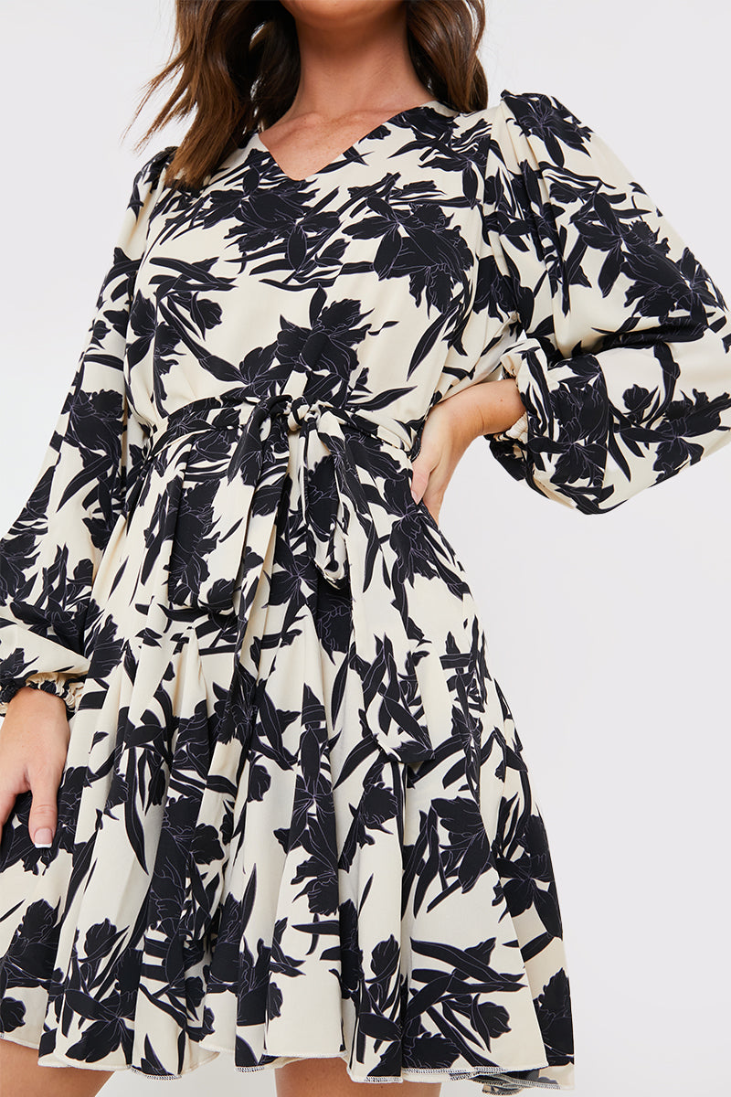 V Neck Balloon Sleeve Godet Mini Dress