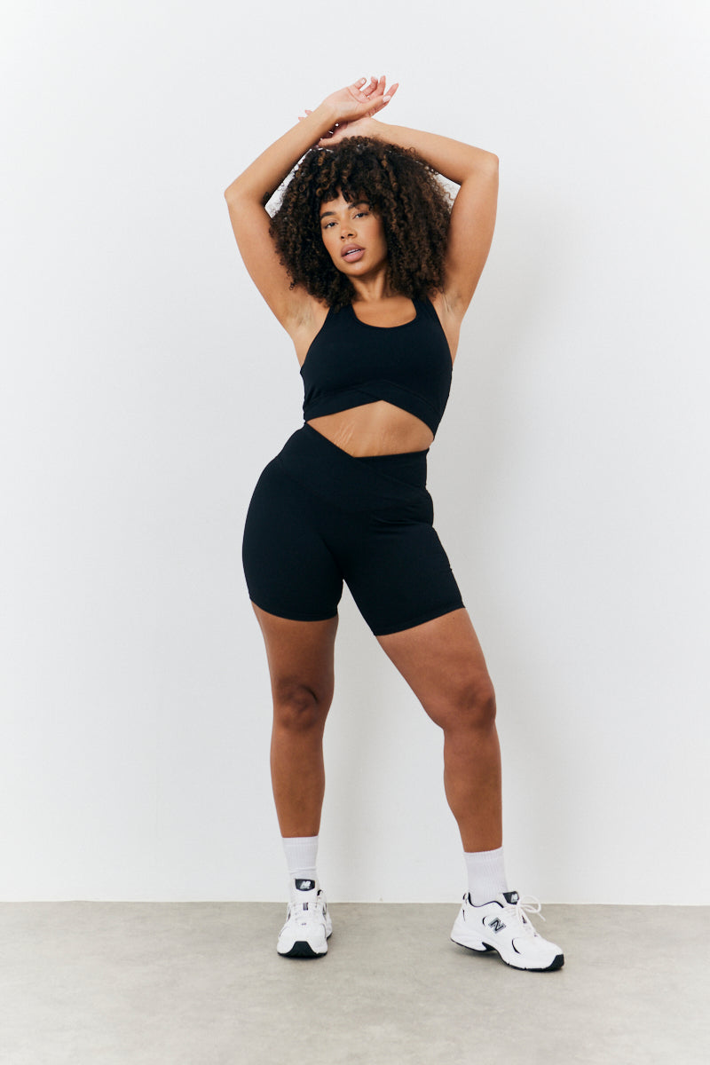 Soft Touch Cross Over Band Detail Medium Support Sports Bra