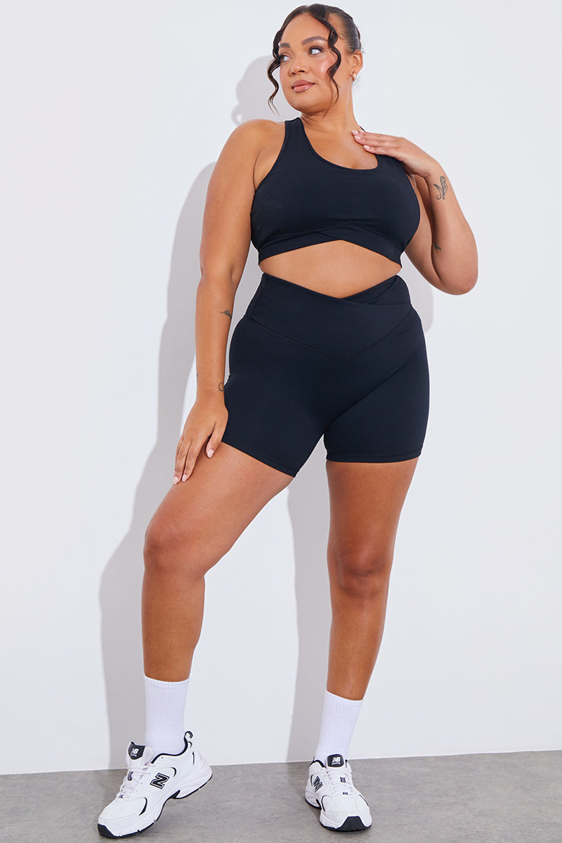 Soft Touch Cross Over Band Detail Medium Sports Bra