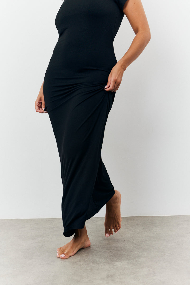 Sculpting Cap Sleeve Maxi Dress