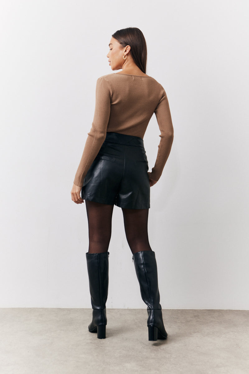 Rib Knit Scoop Neck Long Sleeve Top
