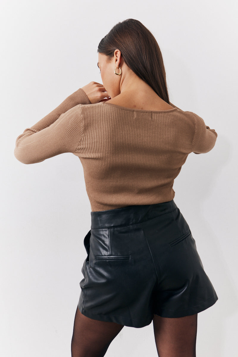 Rib Knit Scoop Neck Long Sleeve Top