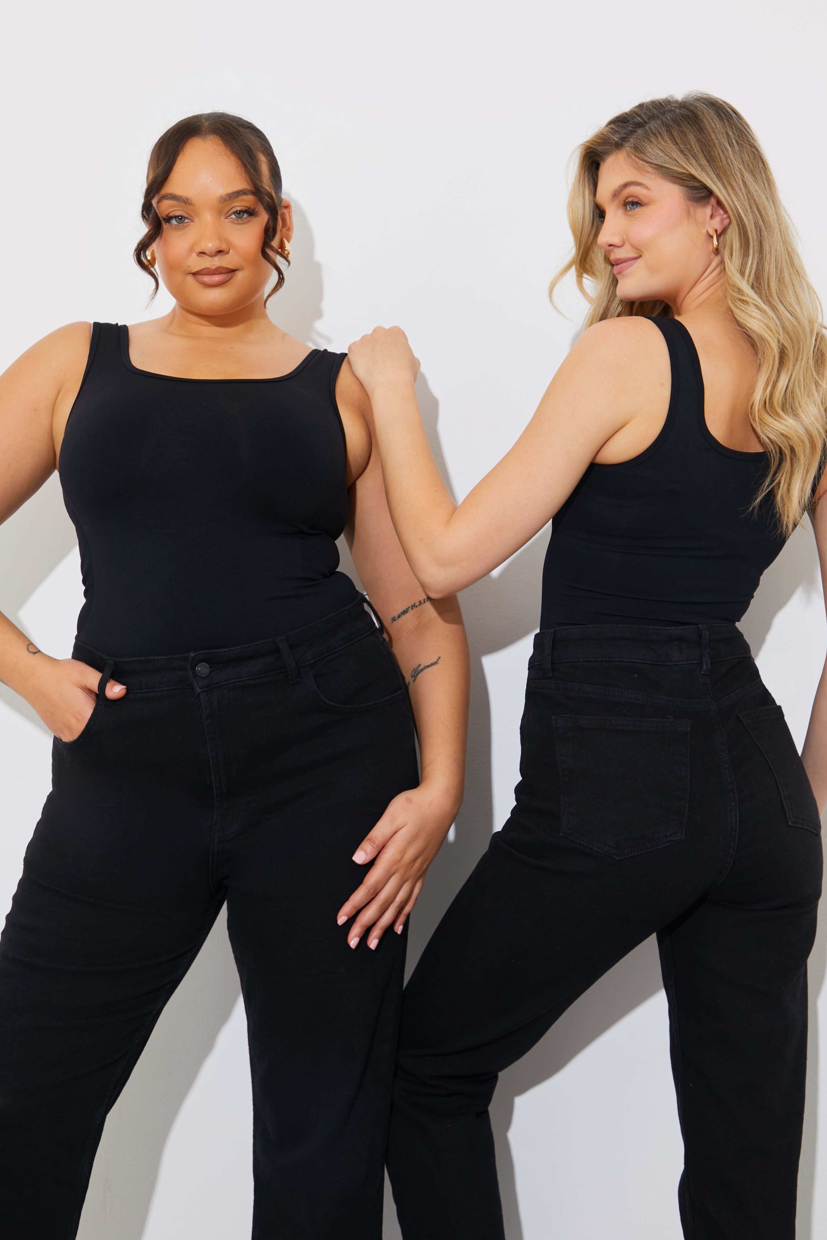 Scoop Neck Shaping Top