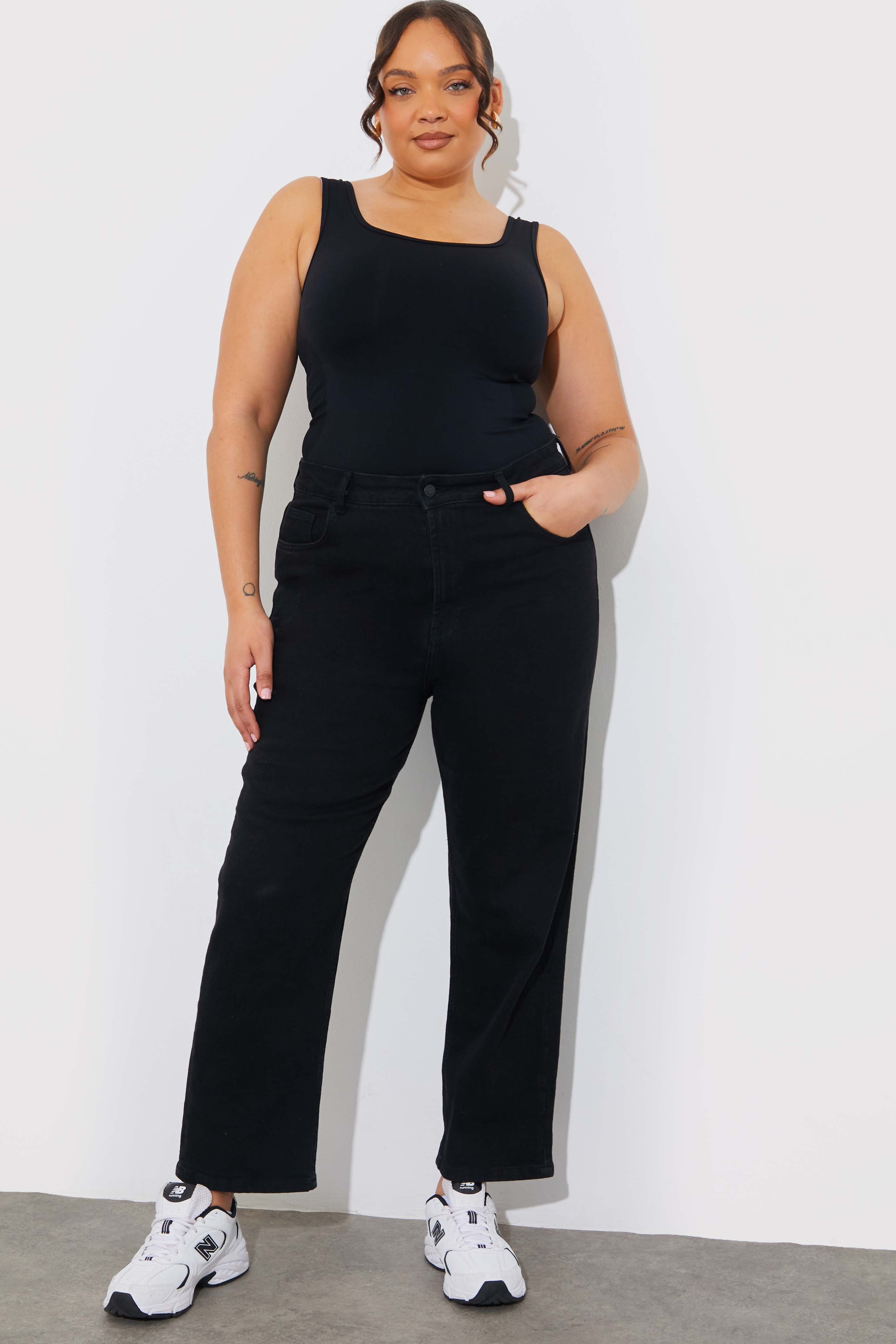 Scoop Neck Shaping Top