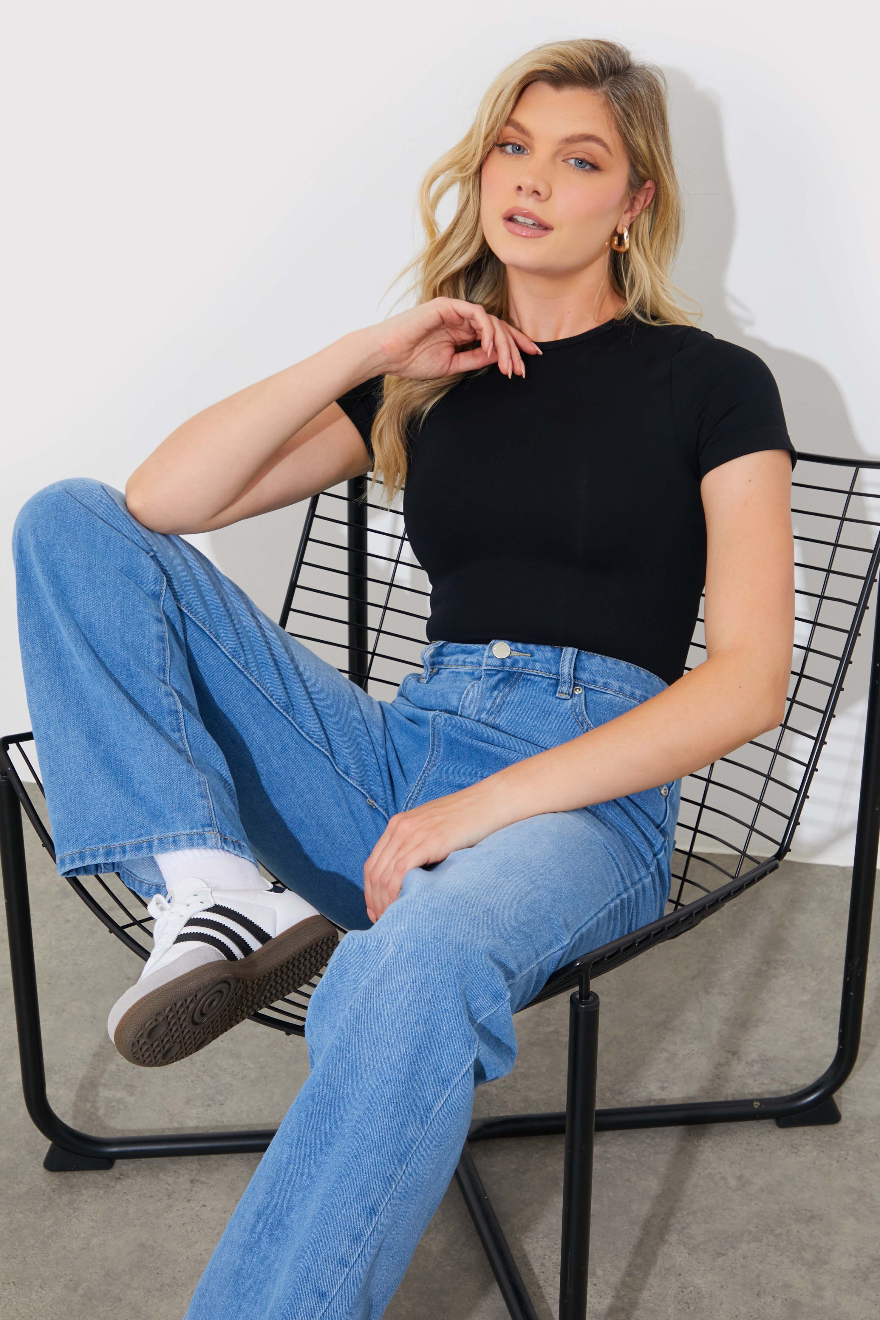 Crew Neck Short Sleeve Shaping Bodysuit