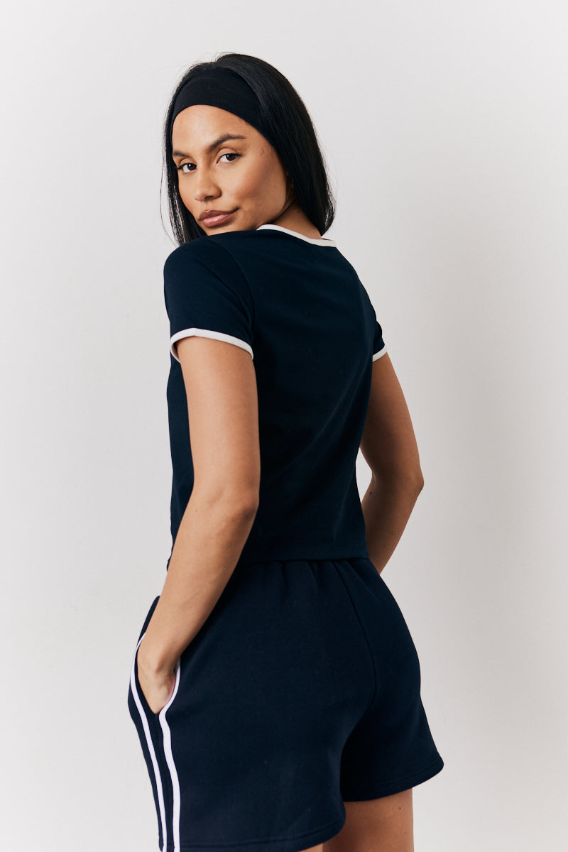 Navy Fits 90'S Crew Neck T Shirt