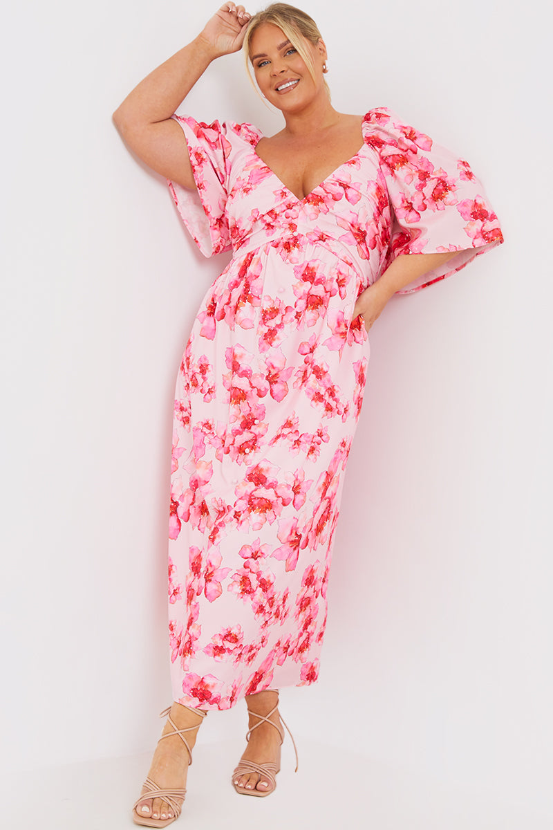 open lace back dress PINK FLORAL FLUTTER SLEEVE MIDAXI DRESS – InTheStyle