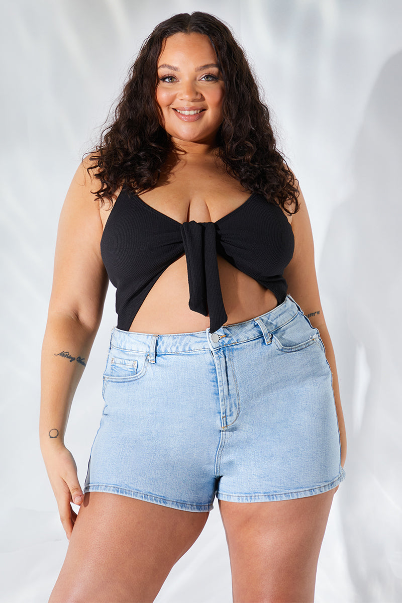 Light Wash Denim Mom Short