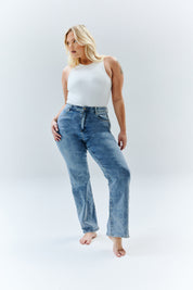 Sienna Straight Leg Jean