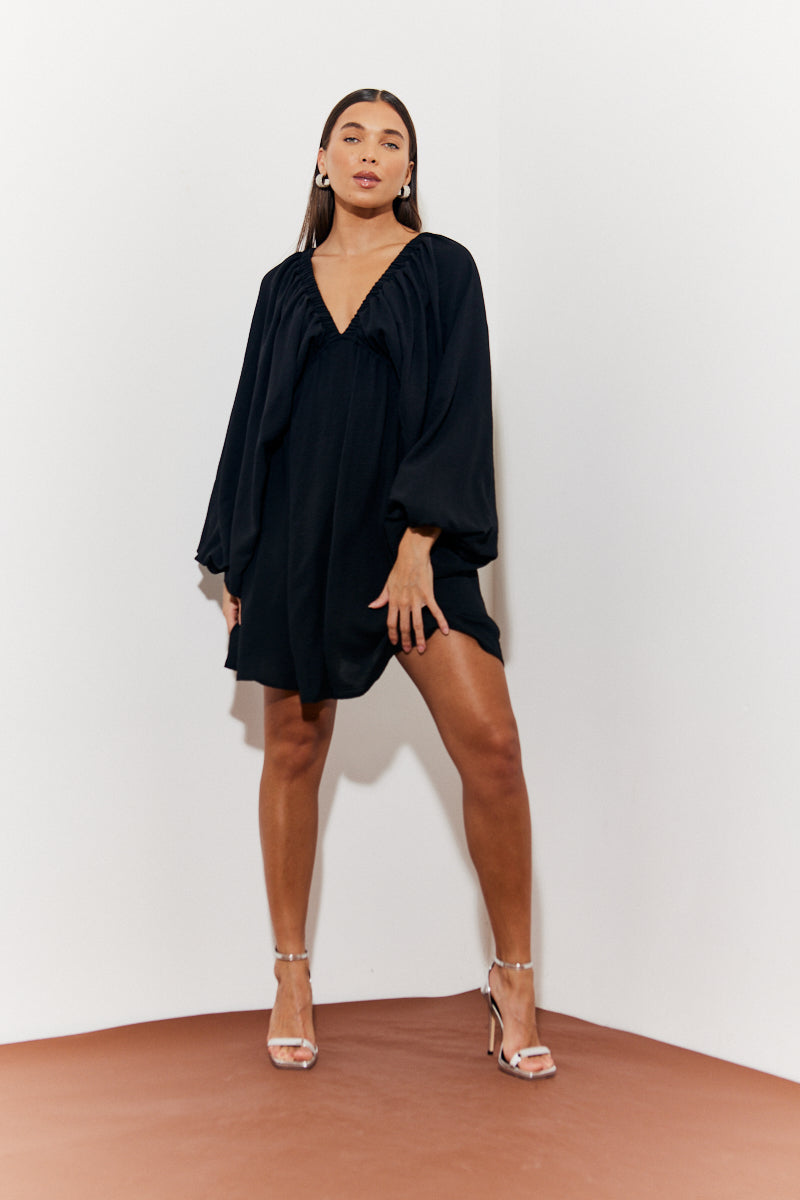 square neck bodycon dress long sleeve Pink Square Neck Long Sleeve Ruched Bodycon Mesh Midi Dress – AX Paris