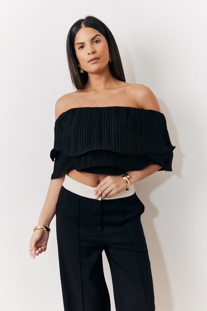 Ultimate Ruffle Bandeau Top – InTheStyle