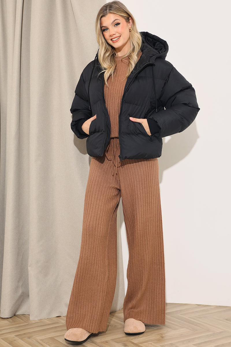 Hooded Puffer Jacket​