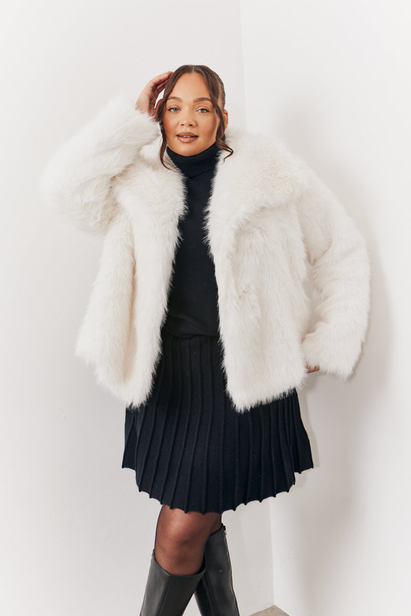 Oversized Collared Faux Fur Coat