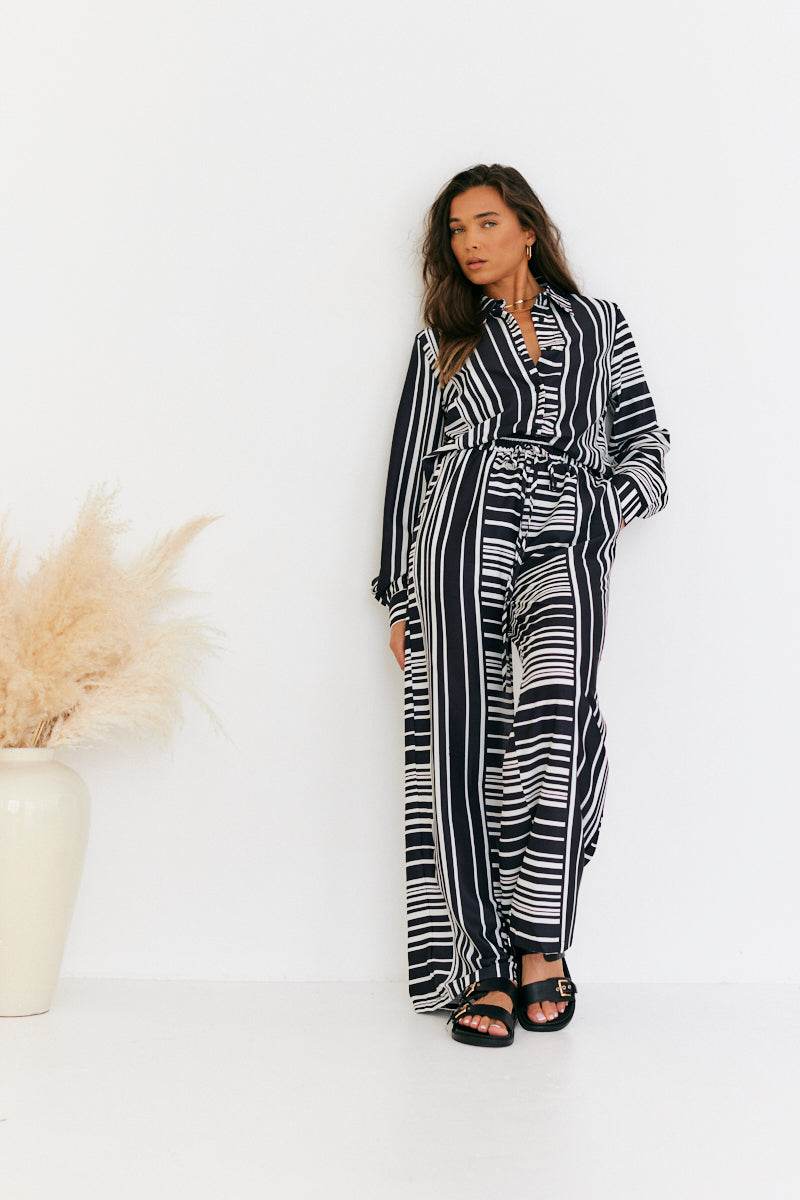Abstract Stripe Co-Ord Trouser - InTheStyle