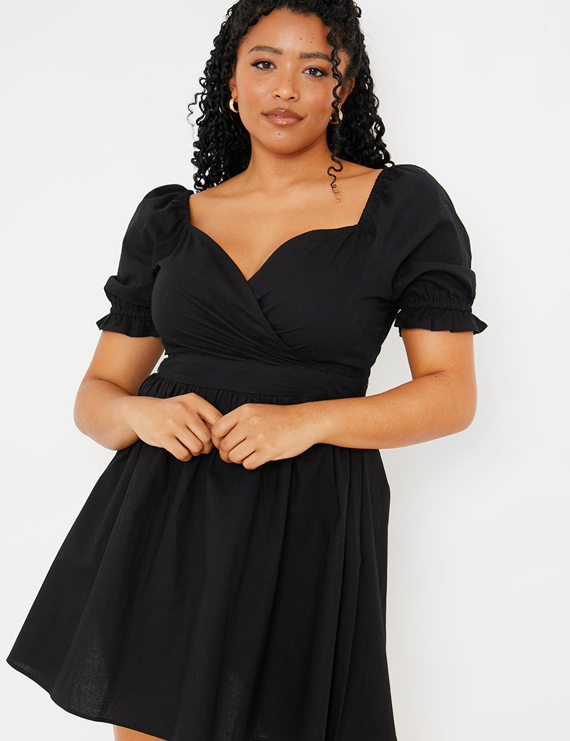 Sweetheart Neck Skater Dress With Pockets