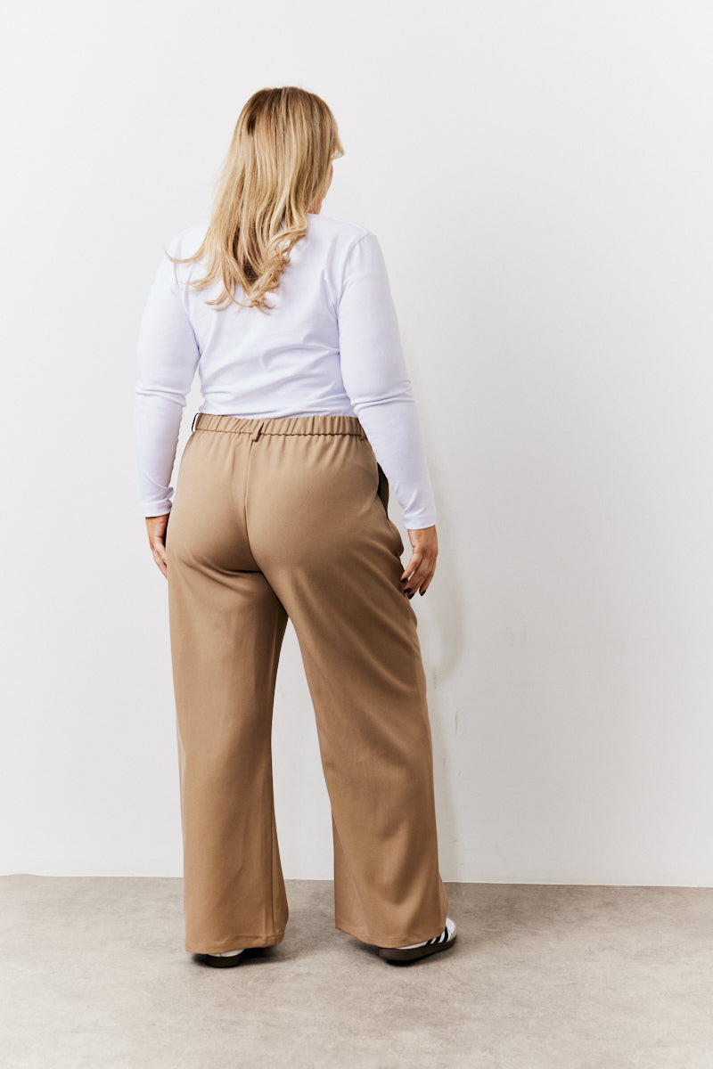 Adjustable Pleat Wide Leg Trouser