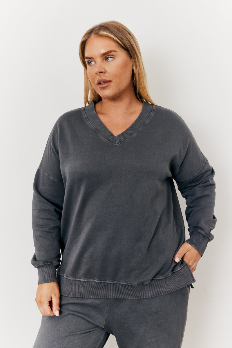 V Neck Split Hem Sweat