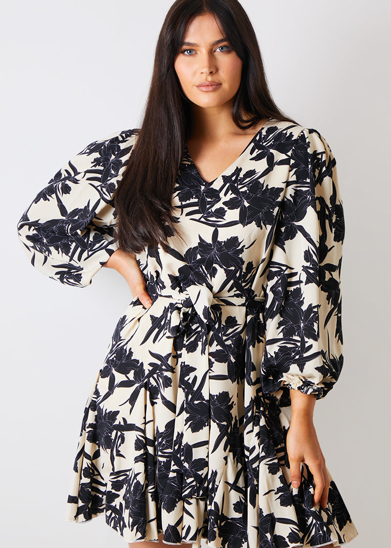 V Neck Balloon Sleeve Godet Mini Dress