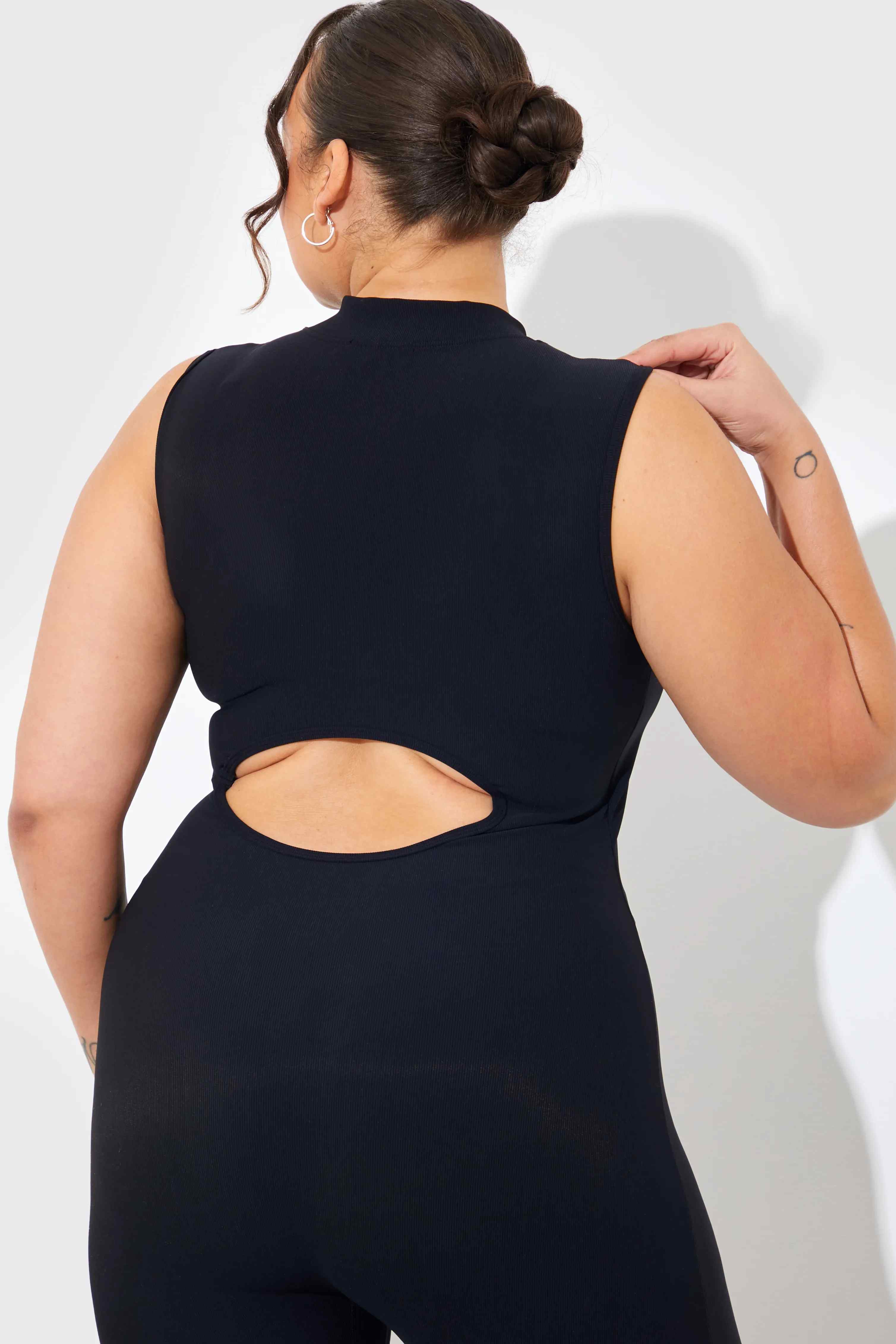 RIBBED SCULPT AND CONTROL ZIP FRONT UNITARD