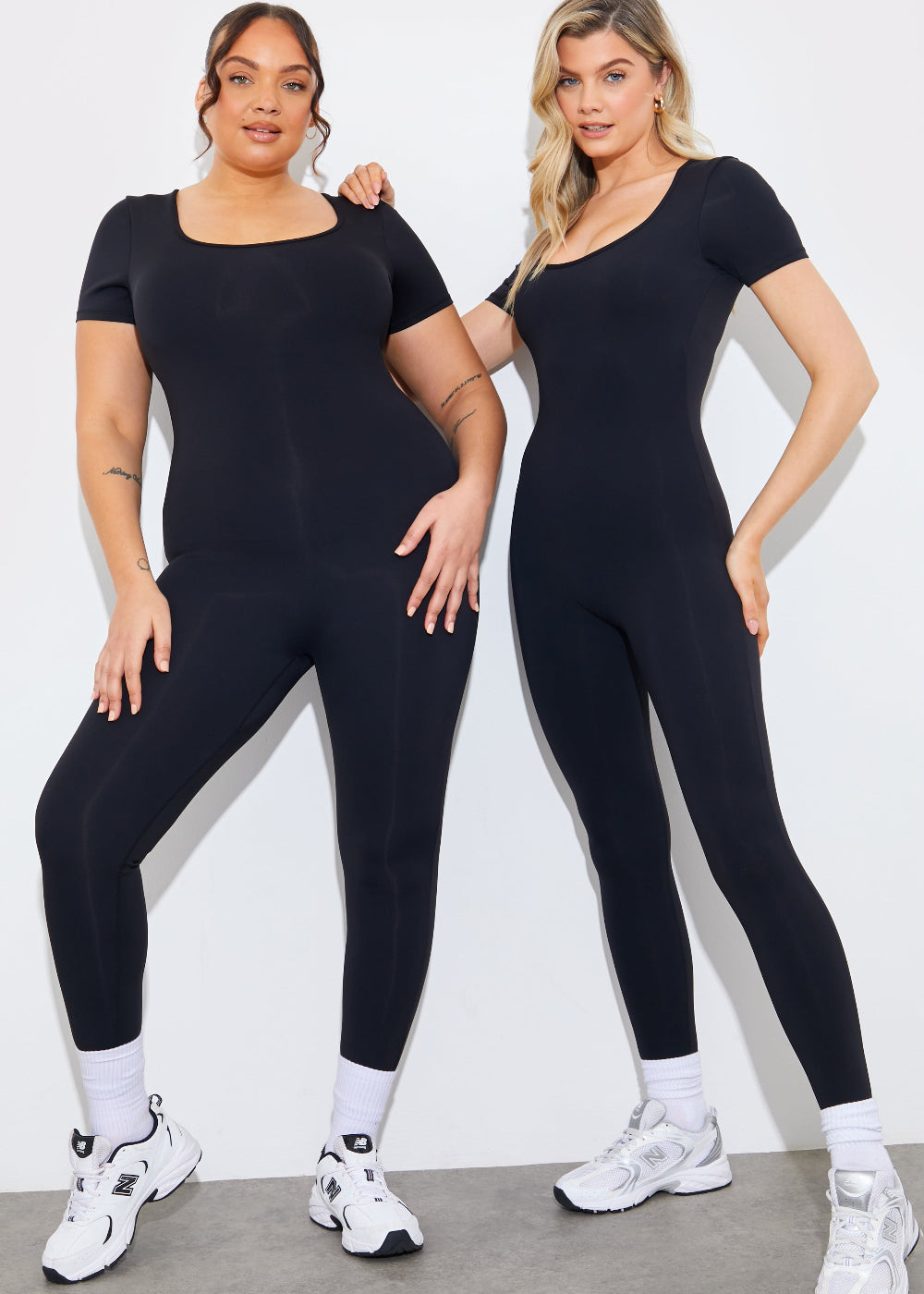 Contour Built-in Bra Short Sleeve Scoop Neck Unitard