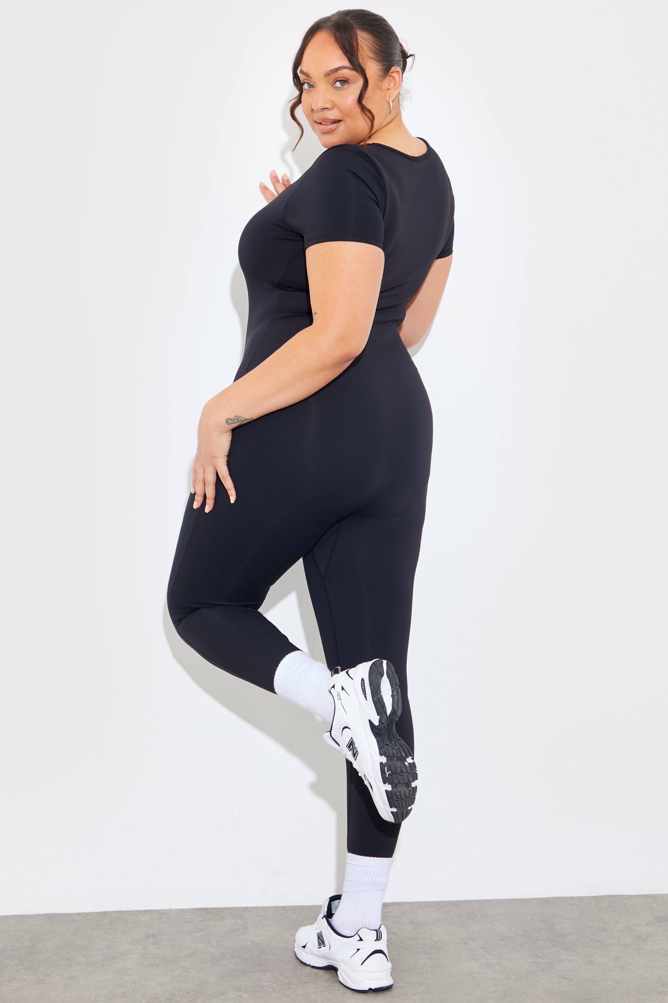 Contour Short Sleeve Scoop Neck Unitard