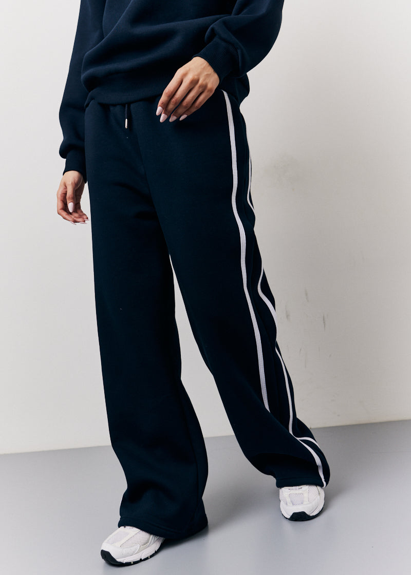 Navy Fits Wide Leg Jogger