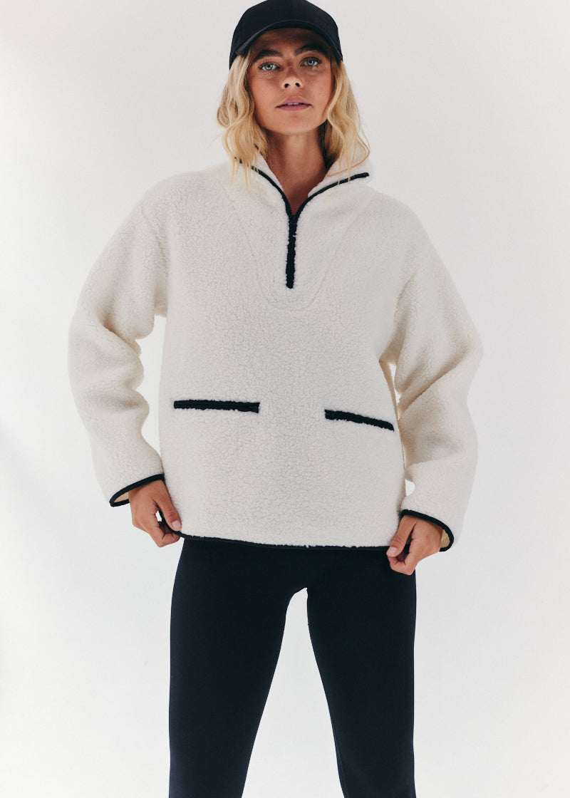 Contrast Piping Borg Lined Half Zip up Fleece