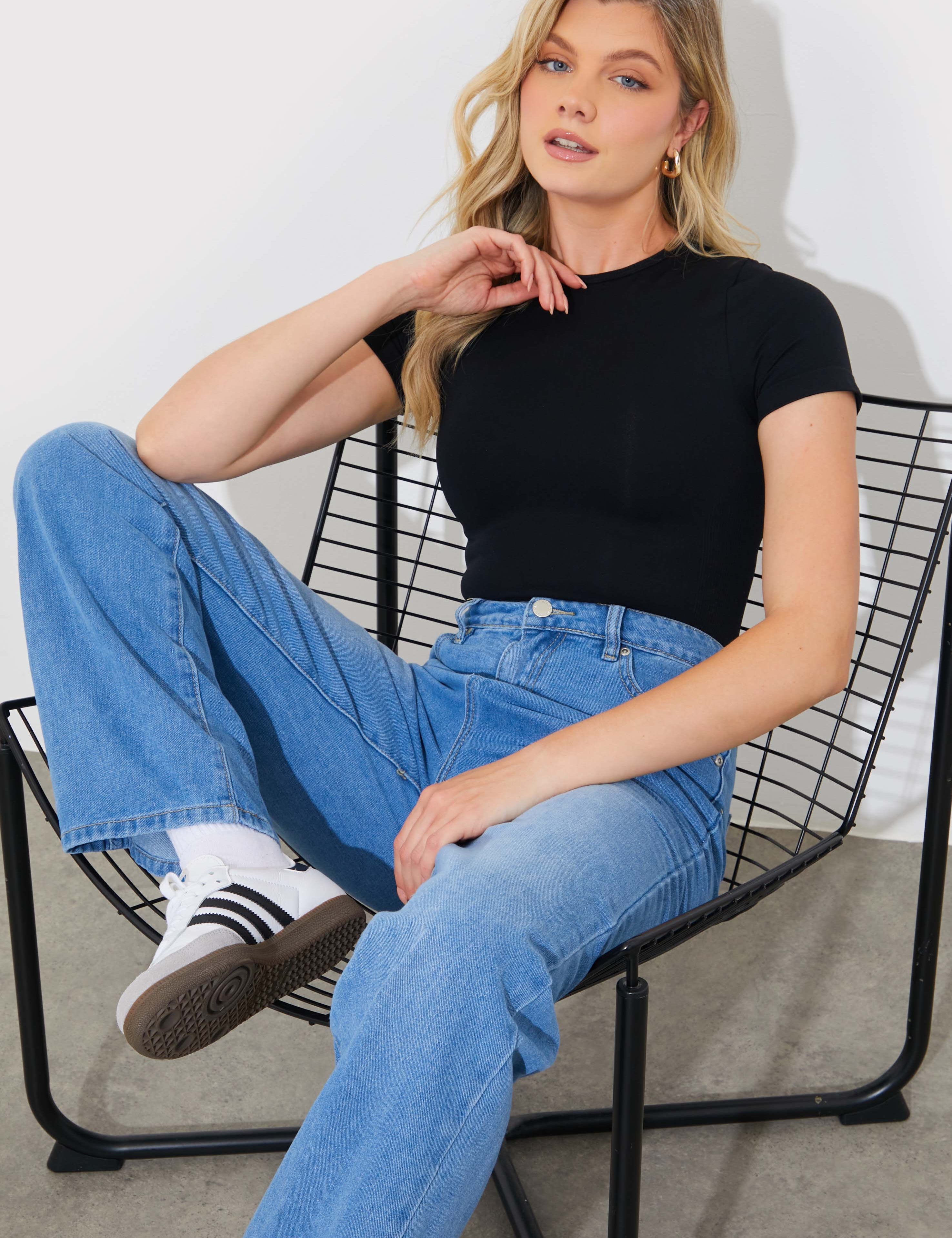 Crew Neck Short Sleeve Shaping Bodysuit