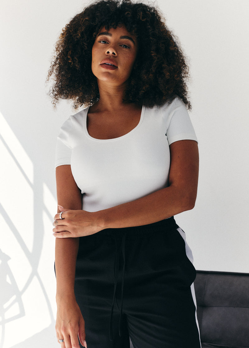 Sculpt & Control Short Sleeve Bodysuit