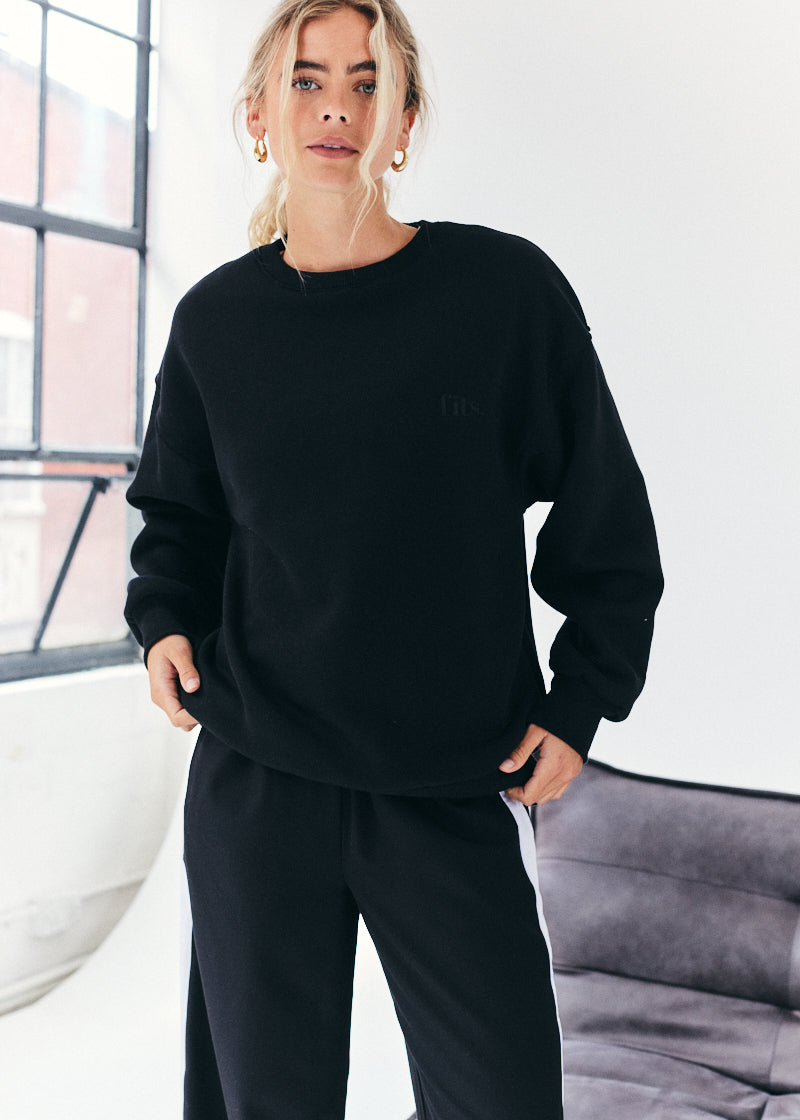 Fits Embroidered Sweatshirt