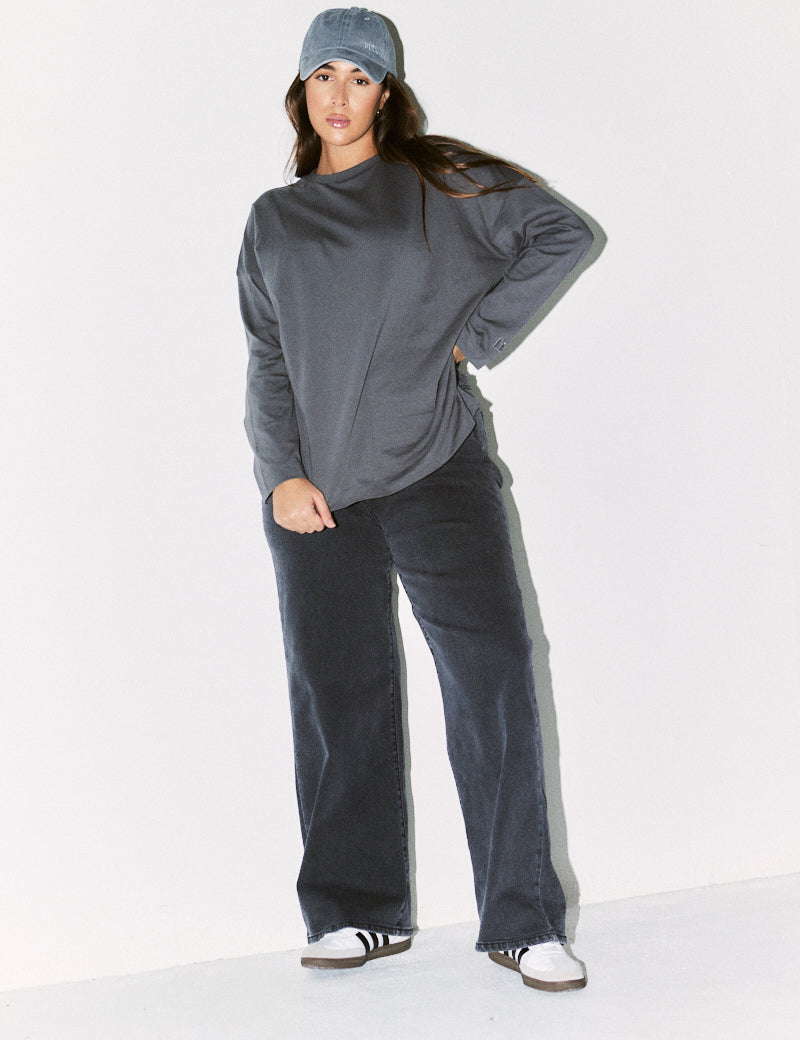 Fits Embroidered Crew Neck Long Sleeve T-Shirt