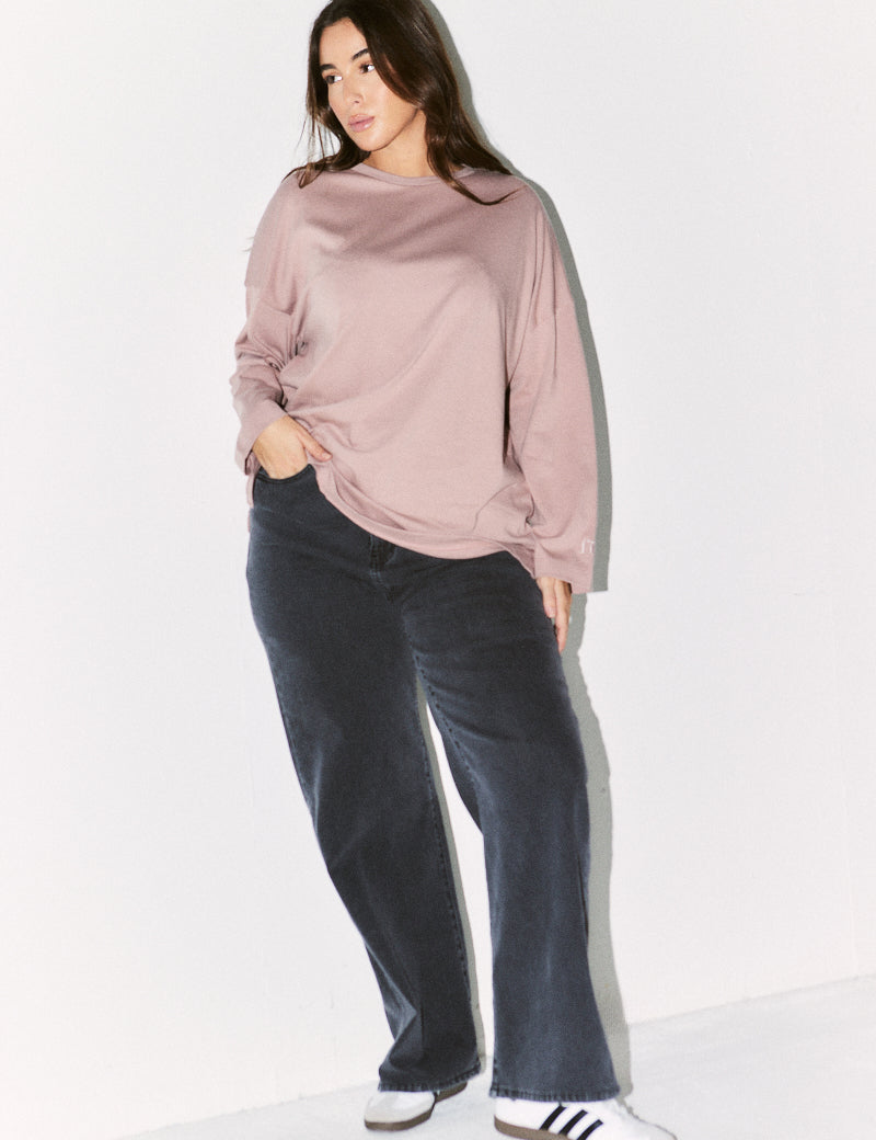 Fits Embroidered Crew Neck Long Sleeve T-Shirt