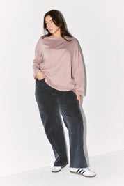 Fits Embroidered Crew Neck Long Sleeve T-Shirt