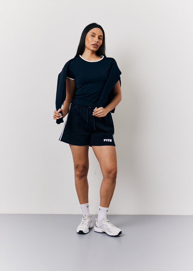 Navy Fits 90'S Crew Neck T Shirt