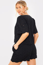 Lace Scallop Edge Detail Shorts