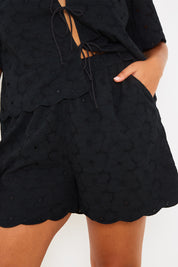 Lace Scallop Edge Detail Shorts
