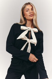 Long Sleeve Tie Front Bow Top