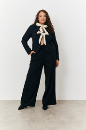 Long Sleeve Tie Front Bow Top