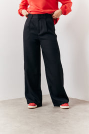 Tailored Wide Leg Trouser