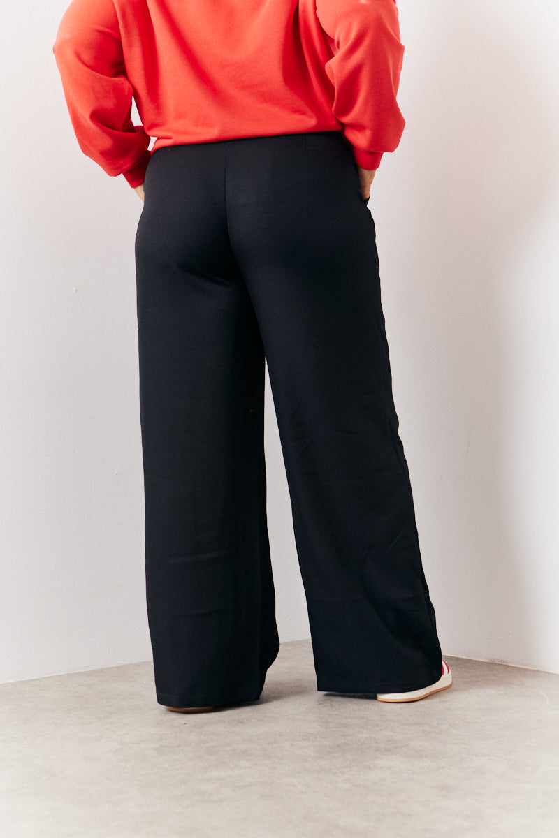 Tailored Wide Leg Trouser