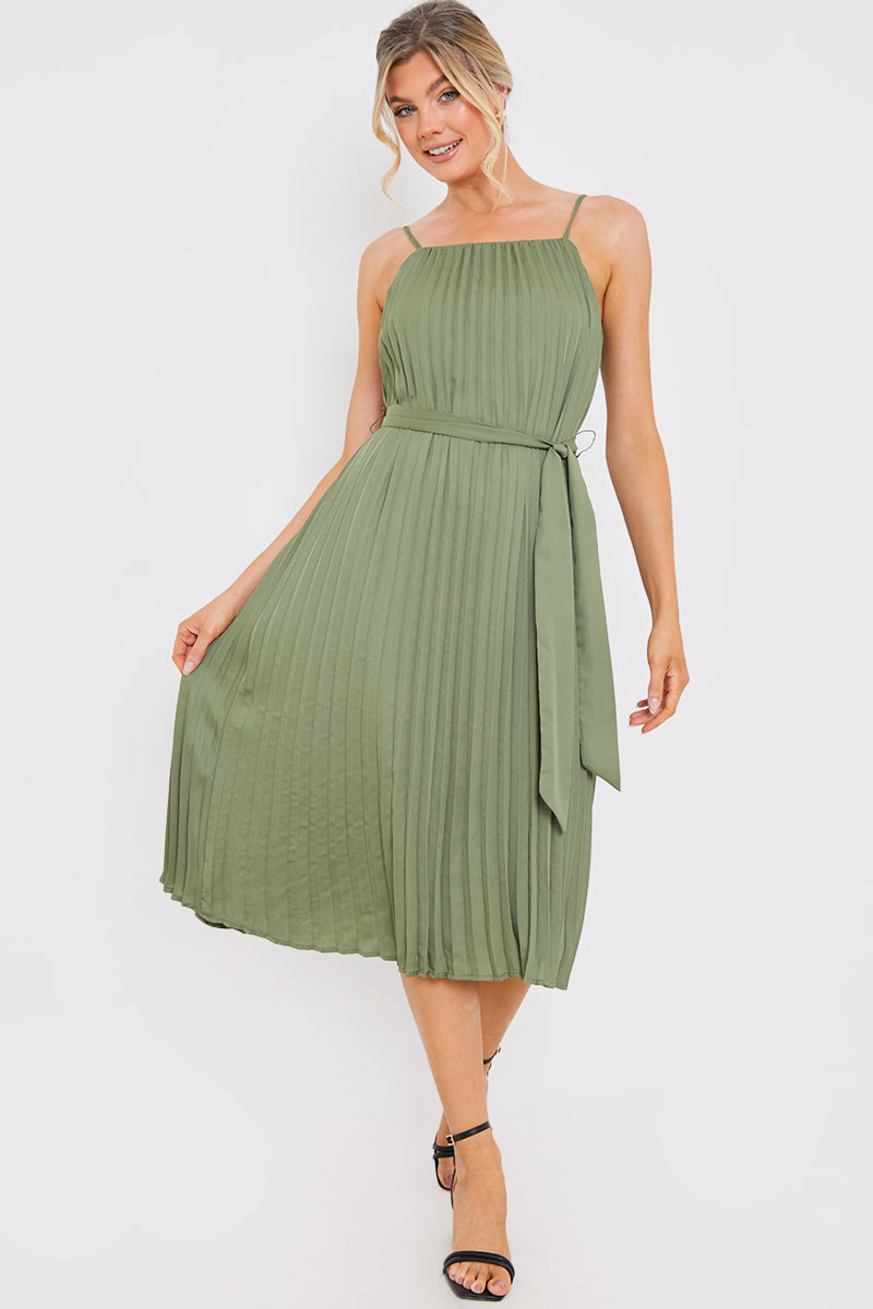 in the style In the Style Pleated Belt Detail Midi Dress Green Top