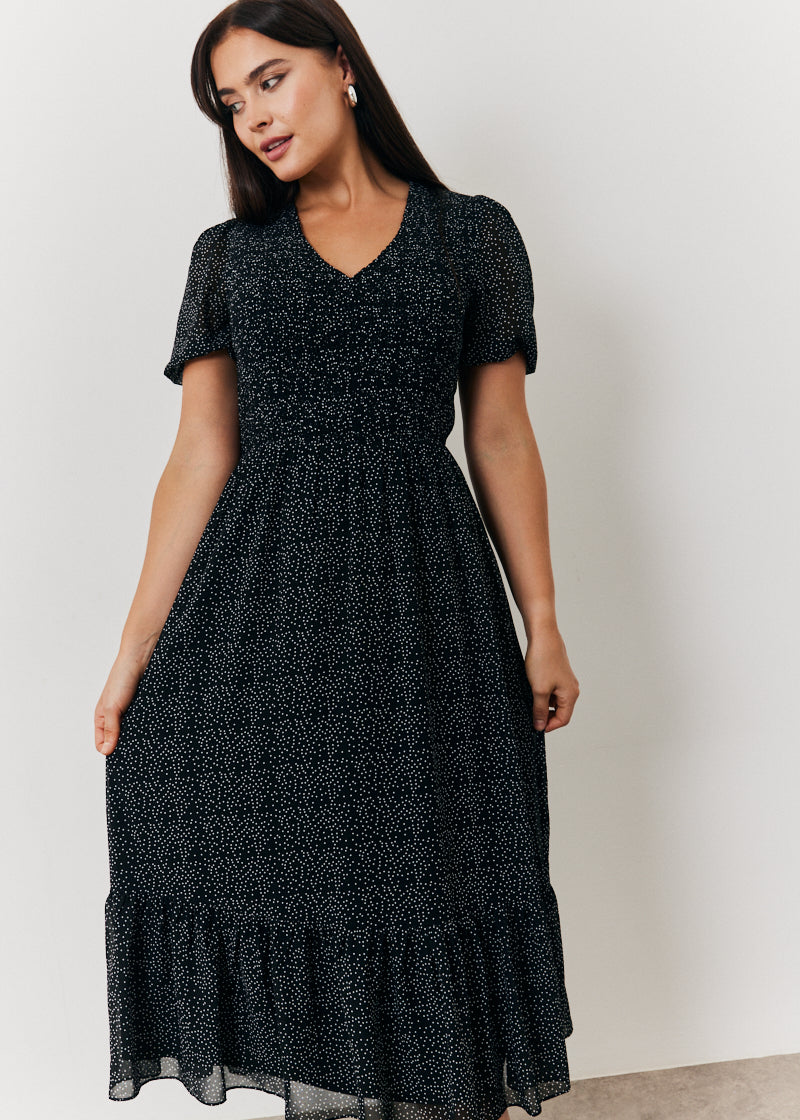 Spot v Neck Puff Sleeve Midaxi Dress