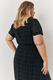 Spot v Neck Puff Sleeve Midaxi Dress