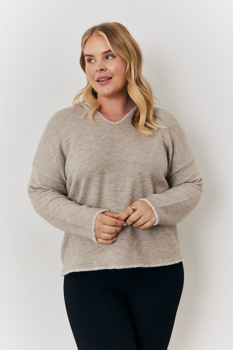 Contrast Stitch Knit Hoodie