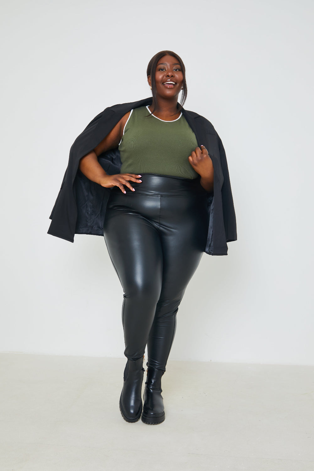 RIB CONTRAST BINDING BODYSUIT