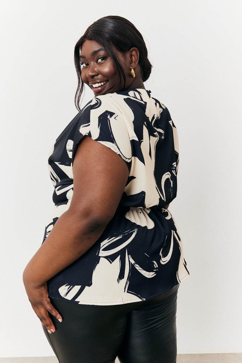 Abstract Drape Top - InTheStyle