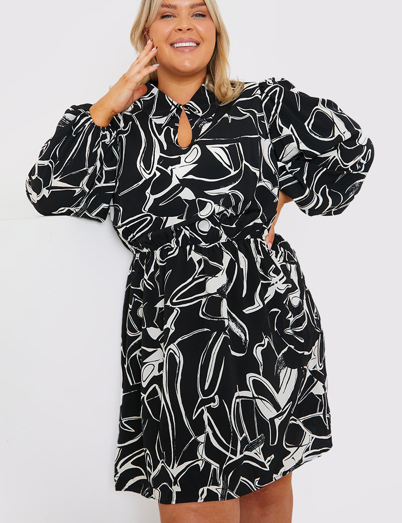 Teardrop Collar Mini Dress with Belt