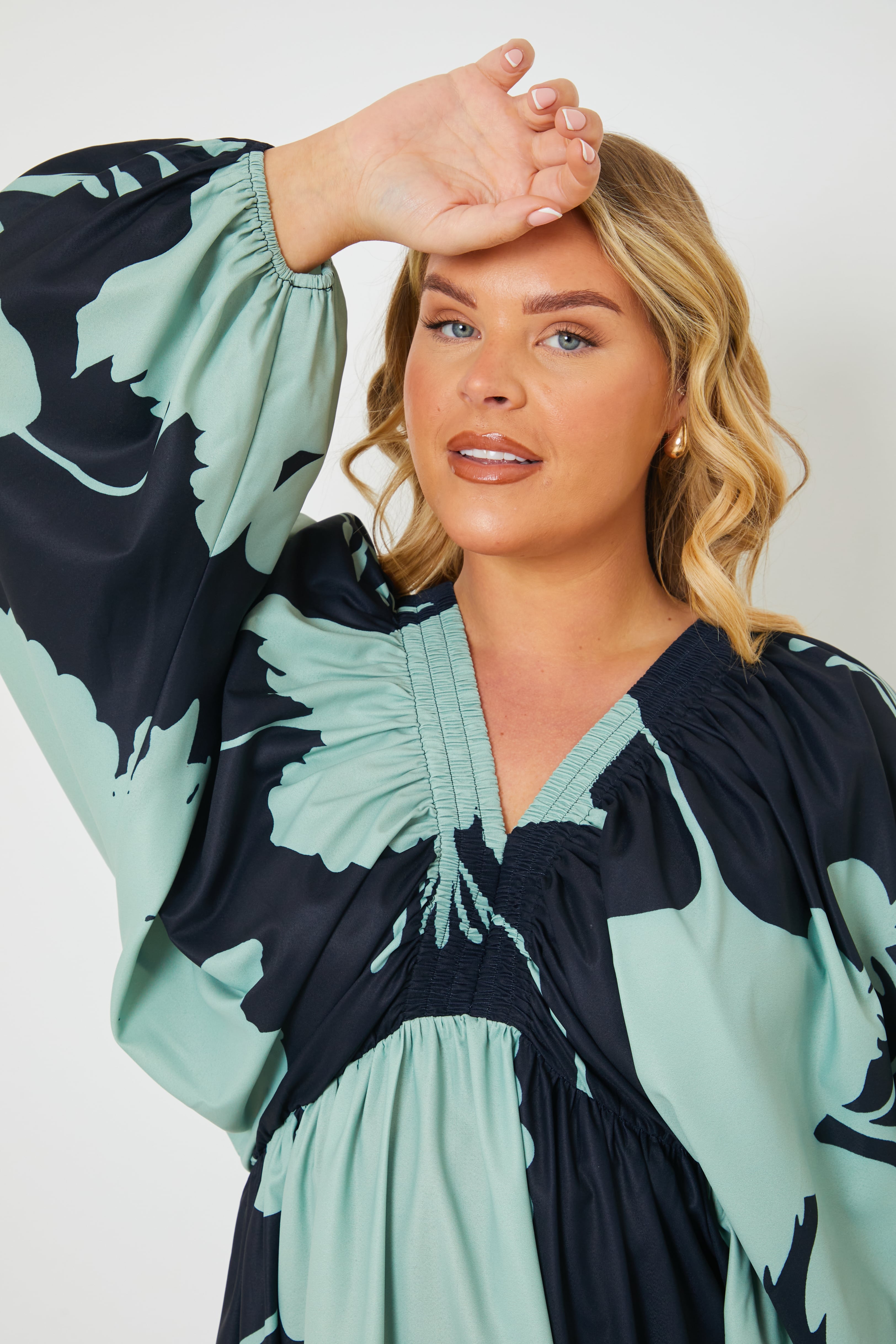 Printed Puff Sleeve Functional Wrap Midi Dress