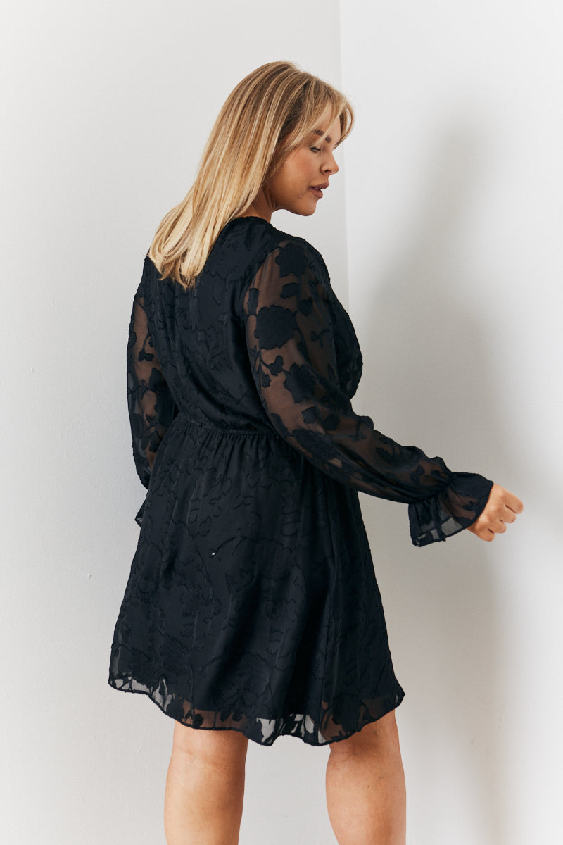 Chiffon Jacquard Skater Mini Dress InTheStyle Chiffon Jacquard Skater Mini Dress InTheStyle